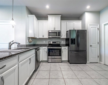 3084 Inlet Breeze Way - Photo Thumbnail 3