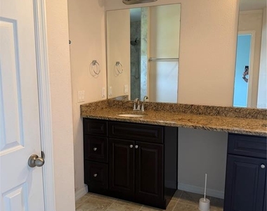 1737 Sommarie Way - Photo Thumbnail 22