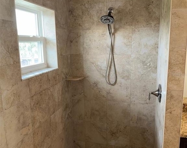 1737 Sommarie Way - Photo Thumbnail 11