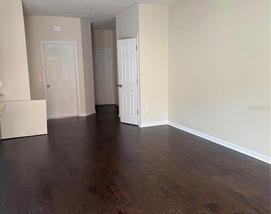 1737 Sommarie Way - Photo Thumbnail 13