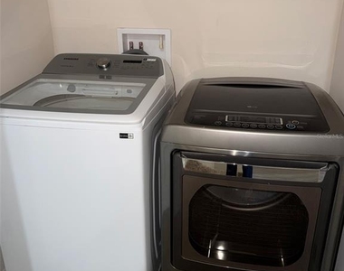 1737 Sommarie Way - Photo Thumbnail 19
