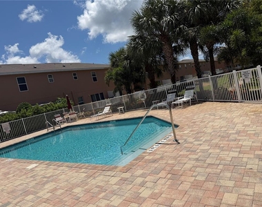 1737 Sommarie Way - Photo Thumbnail 38
