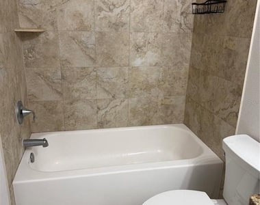 1737 Sommarie Way - Photo Thumbnail 28