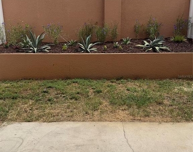 1737 Sommarie Way - Photo Thumbnail 34