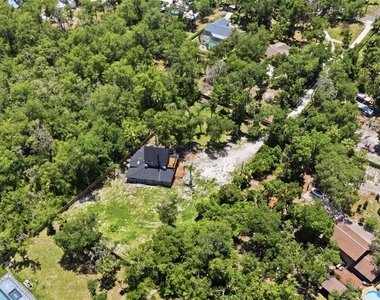 7210 Valrie Lane - Photo Thumbnail 38