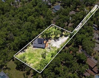 7210 Valrie Lane - Photo Thumbnail 5