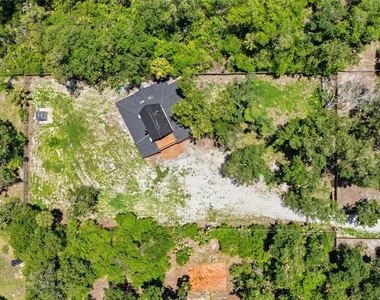7210 Valrie Lane - Photo Thumbnail 40