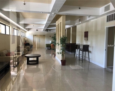 701 S Madison Avenue - Photo Thumbnail 15