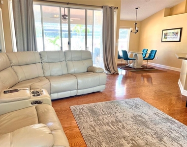3992 Jenita Dr - Photo Thumbnail 13