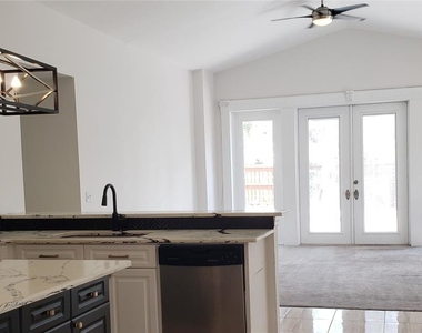 3011 Partridge Point Trail - Photo Thumbnail 8