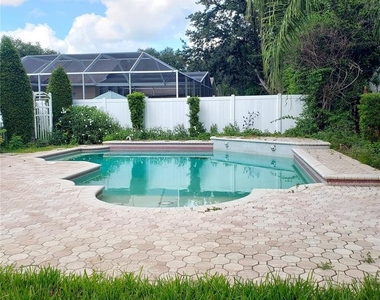 3011 Partridge Point Trail - Photo Thumbnail 11