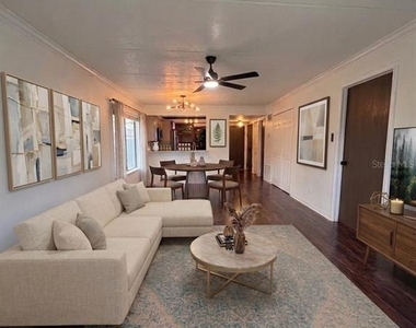 4410 White Pine Avenue - Photo Thumbnail 6