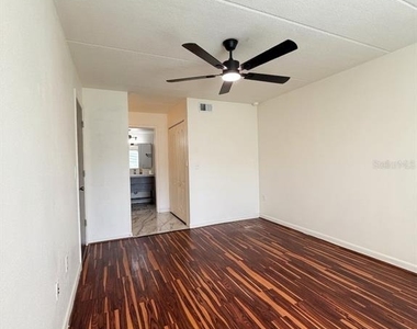 4410 White Pine Avenue - Photo Thumbnail 11