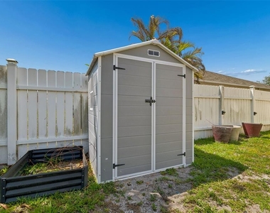 12803 Longcrest Drive - Photo Thumbnail 33