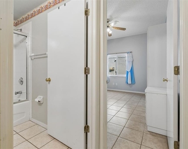 12803 Longcrest Drive - Photo Thumbnail 9