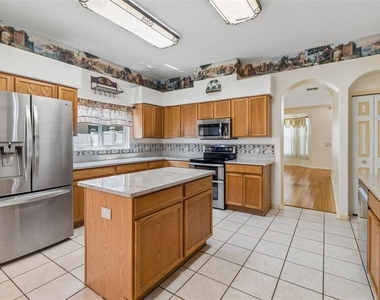 12803 Longcrest Drive - Photo Thumbnail 6