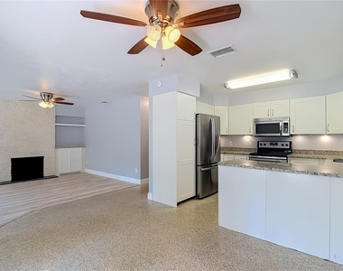 3022 W Fair Oaks Avenue - Photo Thumbnail 18