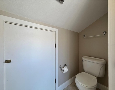 1320 Pelican Creek Crossing - Photo Thumbnail 18