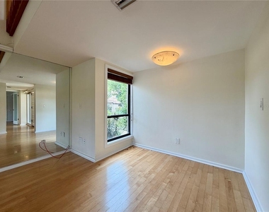 1320 Pelican Creek Crossing - Photo Thumbnail 6