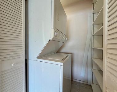 1320 Pelican Creek Crossing - Photo Thumbnail 12