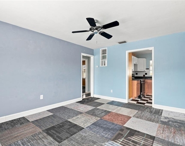 600 79th Avenue - Photo Thumbnail 8