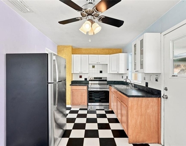 600 79th Avenue - Photo Thumbnail 10