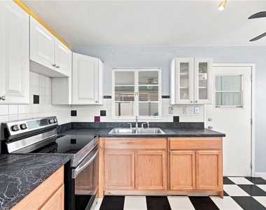 600 79th Avenue - Photo Thumbnail 9