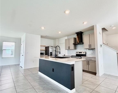 34110 Jasper Stone Drive - Photo Thumbnail 6