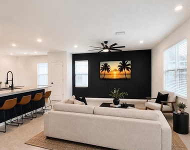 34110 Jasper Stone Drive - Photo Thumbnail 16