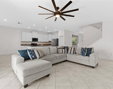 11411 Chilly Water Court - Photo Thumbnail 18