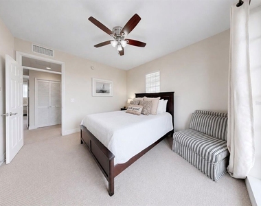 3228 Mangrove Point Drive - Photo Thumbnail 24