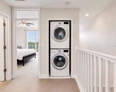 3228 Mangrove Point Drive - Photo Thumbnail 21