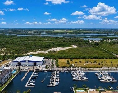 3228 Mangrove Point Drive - Photo Thumbnail 30