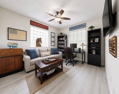 3228 Mangrove Point Drive - Photo Thumbnail 25