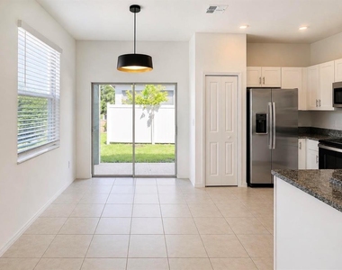 10268 Honey Hammock Way - Photo Thumbnail 3