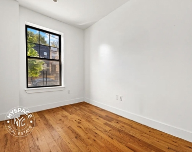 1935 Bergen Street - Photo Thumbnail 8