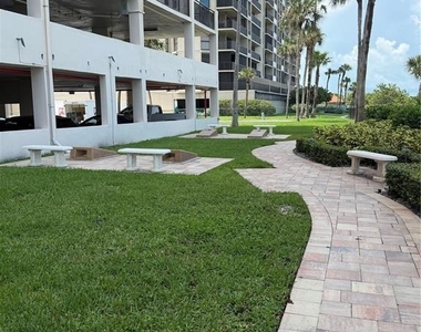1270 Gulf Boulevard - Photo Thumbnail 38