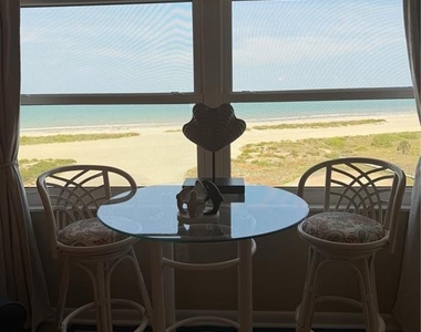 1270 Gulf Boulevard - Photo Thumbnail 7