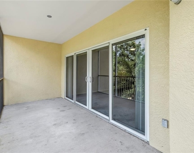 960 Starkey Road - Photo Thumbnail 18
