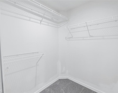 960 Starkey Road - Photo Thumbnail 15