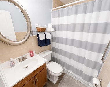 4666 Ken Knight Drive N - Photo Thumbnail 22
