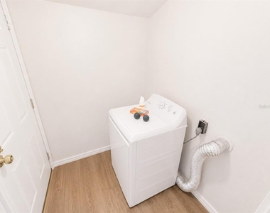 4666 Ken Knight Drive N - Photo Thumbnail 15