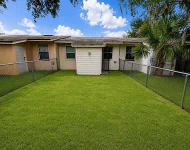 4666 Ken Knight Drive N - Photo Thumbnail 17