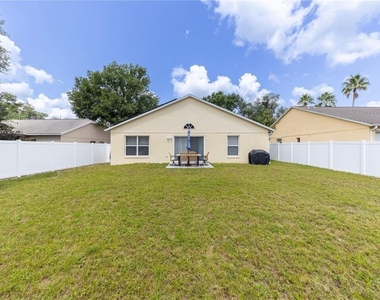 1321 Whitewood Way - Photo Thumbnail 17