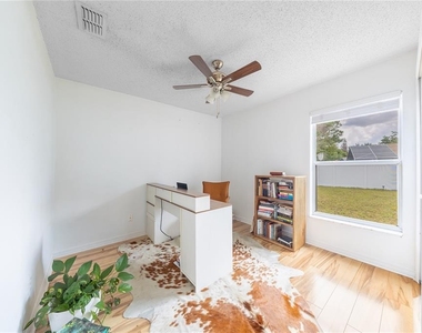 1321 Whitewood Way - Photo Thumbnail 14