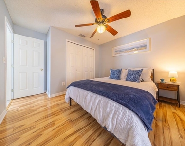 1321 Whitewood Way - Photo Thumbnail 13