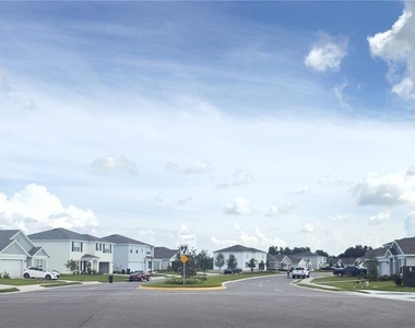 11117 40th Avenue E - Photo Thumbnail 29