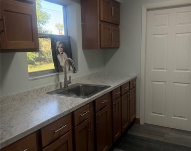 589 East Normandy  Blvd. - Photo Thumbnail 6