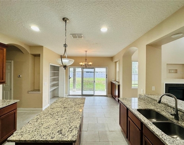 438 Palm Drive - Photo Thumbnail 13