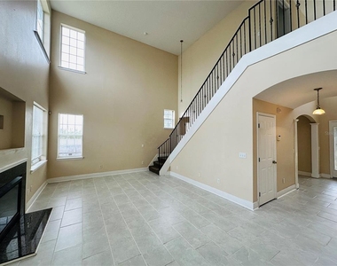 438 Palm Drive - Photo Thumbnail 9